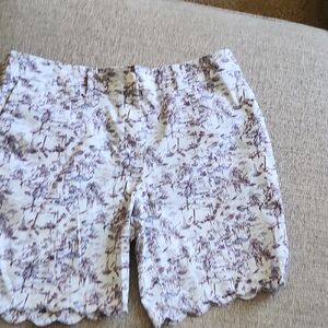 Talbots White and Blue Tropical Printed Shorts Size 18W. Cotton/spandex